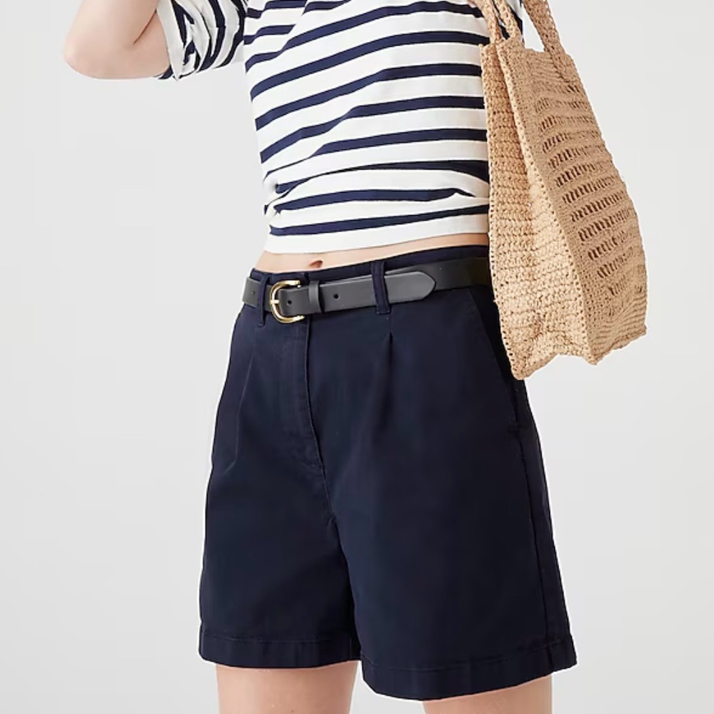 NWT J. Crew navy pleated capeside chino short size 4